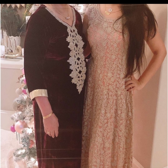 Indian Pakistani Wedding Gown, Churidaar, Duppatta - Picture 3 of 6